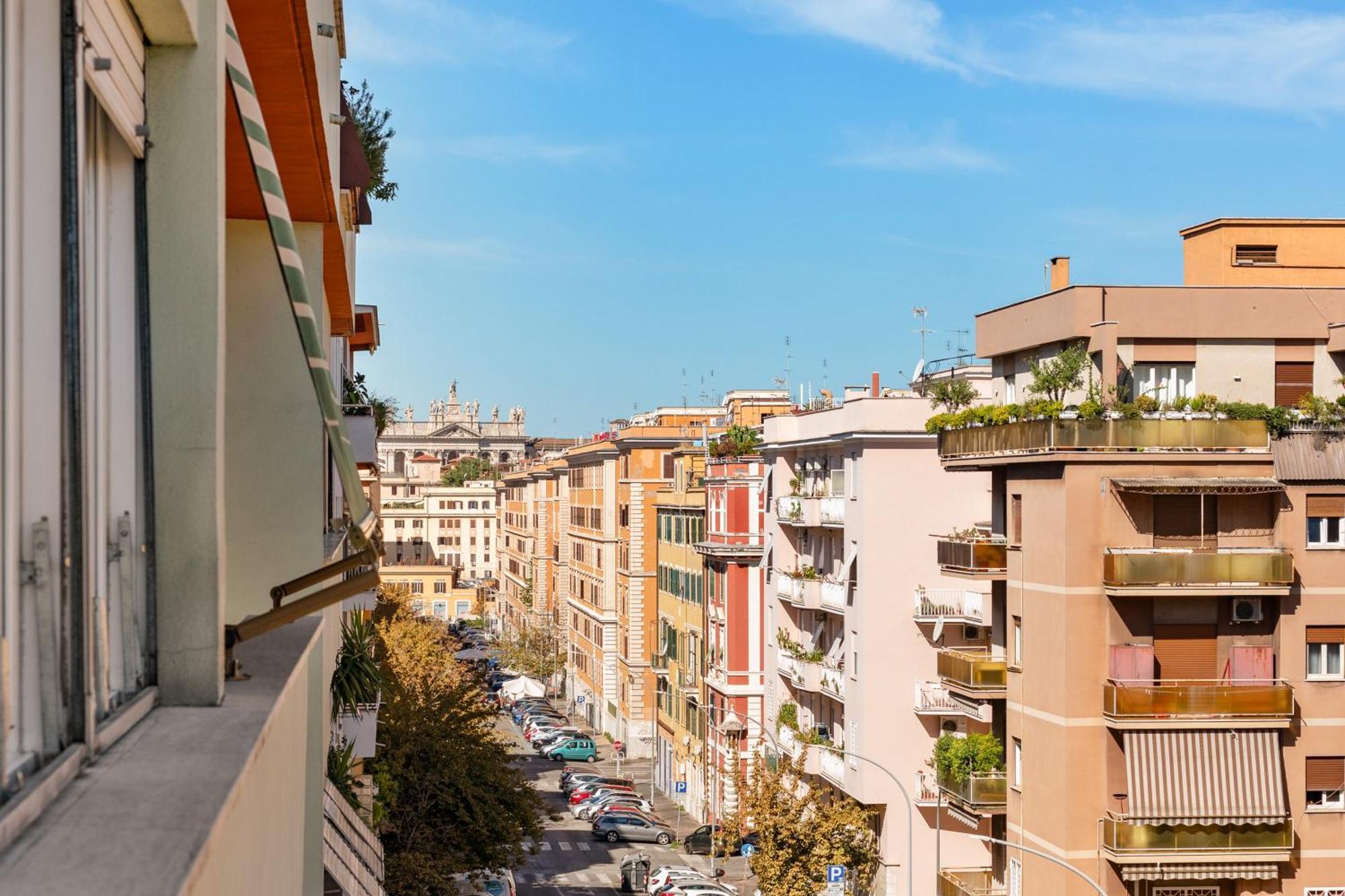 Adelante Rooms San Giovanni Rome Exterior photo